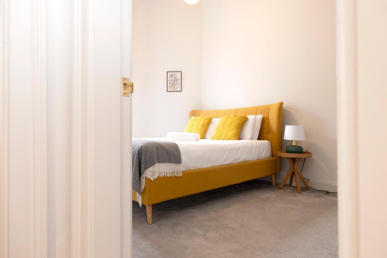 Joivy Sophisticated Apt Near Edinburgh Castle Eksteriør bilde